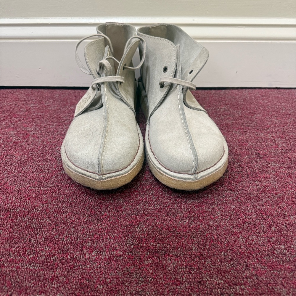 Clark’s Gray Lace-Up Ankle Boots